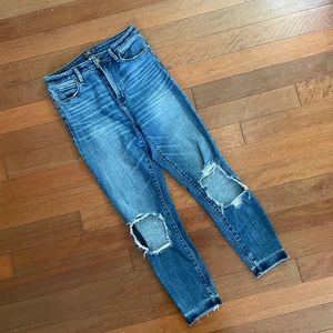 Abercrombie & Fitch High Rise Super Skinny Jeans